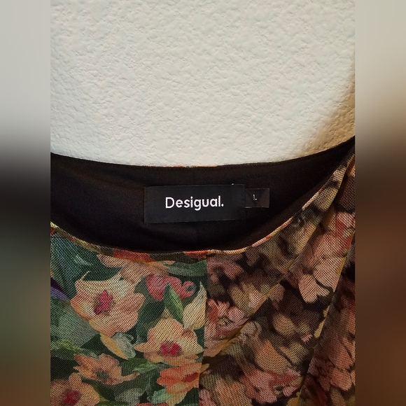 Desigual dress size L - Picture 3 of 10